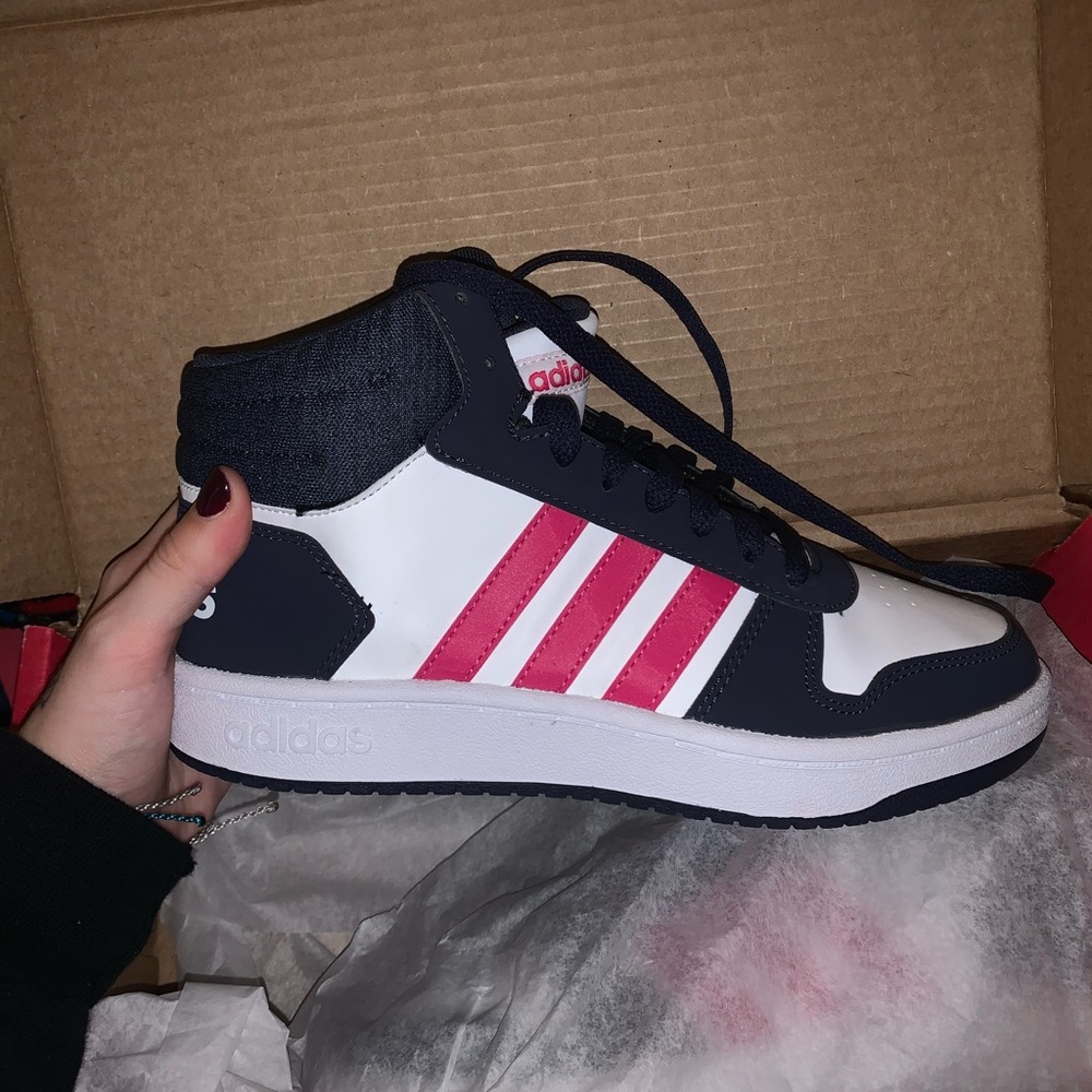 ADIDAS KICKS 🌸